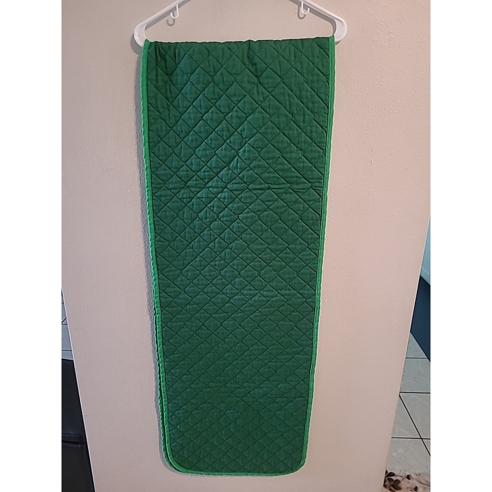 Vtg Christmas Table Runner Handmade Machine Quilted 91"X16.25" Green Red Holly - Picture 6 of 8